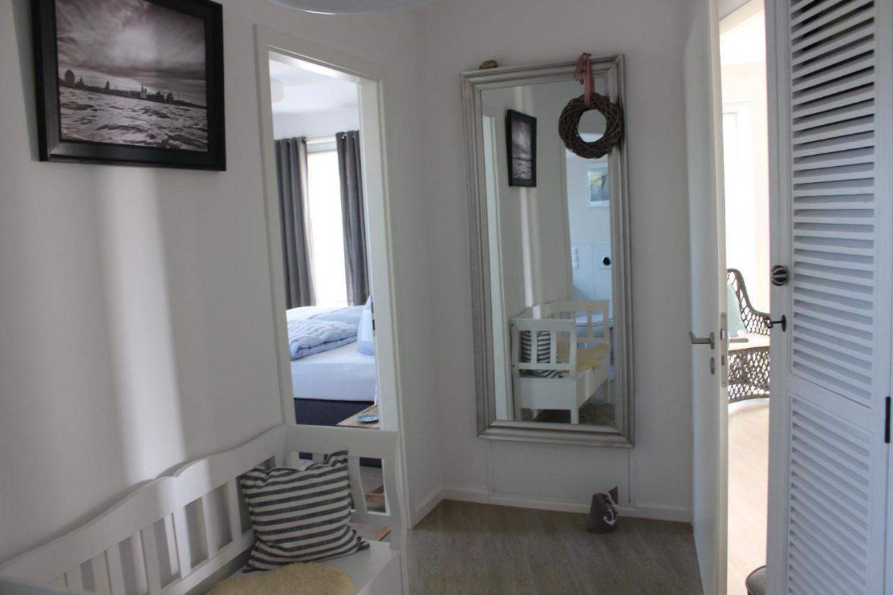 Rosmarin-Am-Sund Apartment Altefahr Exterior photo